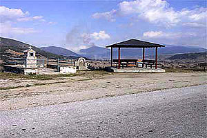 Θέση Λιανόπετρες