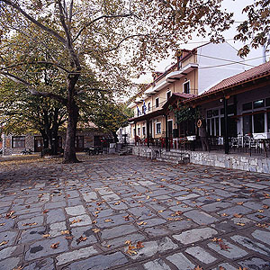 Η κεντρική πλατεία της Ραψάνης